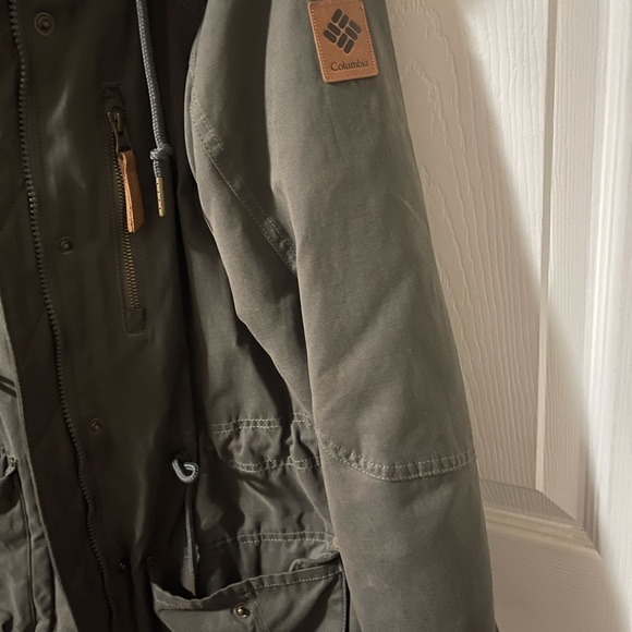 Women jacket for sale - Picture 2 of 2